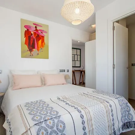 Apartment Triana Deluxe Skyview *